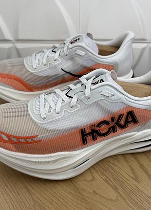Оригінальні кросівки для бігу hoka cielo x1 2.0