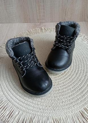 Черевики zara 21 р. 13.5 см.