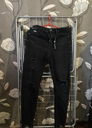 Джинсы stradivarius рваные