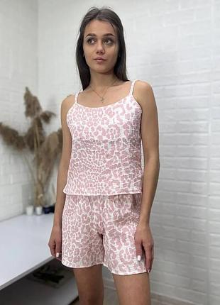 Жіноча муслінова піжама розмір s рожева леопардова піжамка