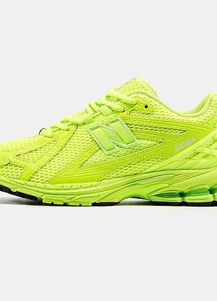 Чоловічі кросівки new balance 1906r neon 40