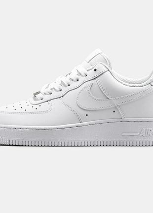 Чоловічі кросівки nike air force 1 07 white premium 44