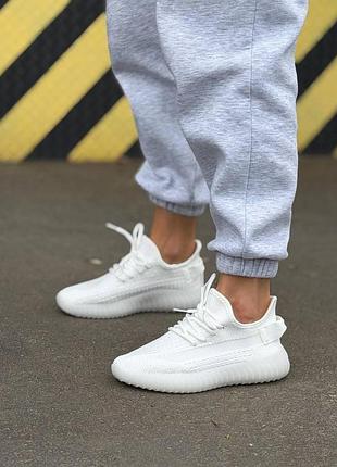 Білі стильні кросівки adidas yeezy boost, жіночі літні текстильні кросівки, кросівки для дівчини 38