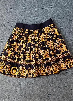 Эксклюзивная стильная юбка плиссе guts &amp; gusto в стиле versace