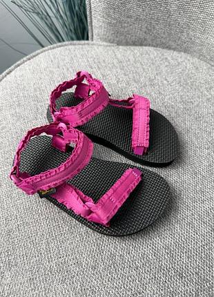 Teva дитячі сандалі 4