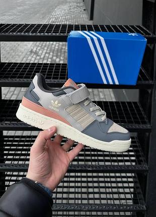 Чоловічі шкіряні кросівки adidas forum low, чоловічі класичні кросівки, чоловічі стильні кеди адідас 43