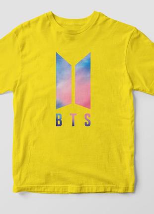 Футболка с принтом bts желтый