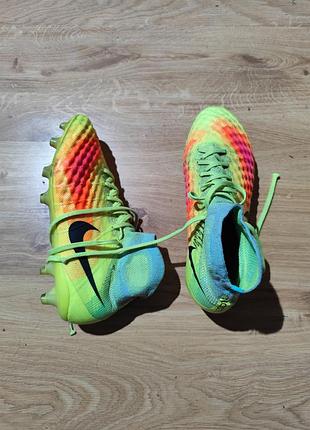 39/24.5- 24.3  бутсы  копасчки  nike magista