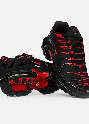 Nike air max plus black red 4