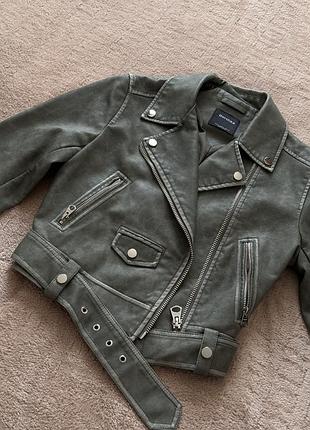 Куртка косуха bershka