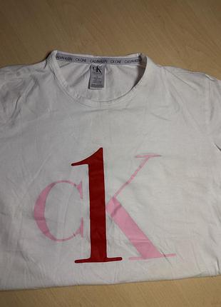 Футболочка calvin klein 2