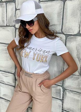 Базова жіноча біла футболка з принтом new york 42-48 розміри кави, 44