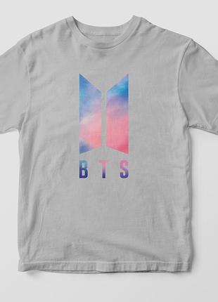 Футболка с принтом bts серый