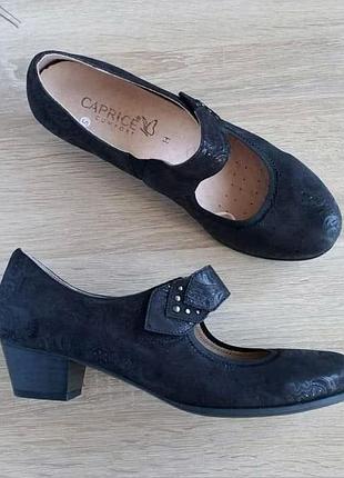 Кожаные замшевые черные женские туфли mary jane на маленьком каблуке caprice comfort