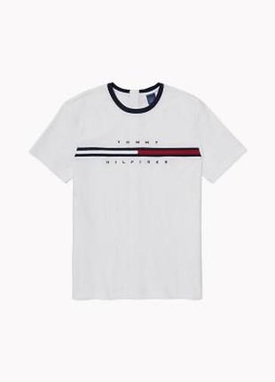 Футболка від tommy hilfiger