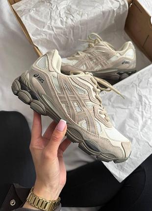 Жіночі кросівки асікс гел нус asics gel-nyc cream putty 37