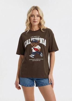Футболка женская тай-дай с принтом california 20381 l коричневая