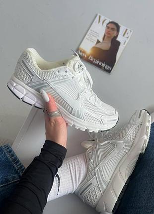 Nike zoom vomero 5 white 41
