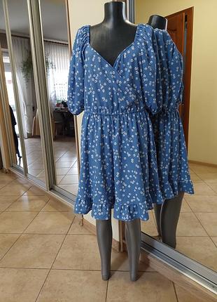 Красивое с объемными рукавами платье 👗