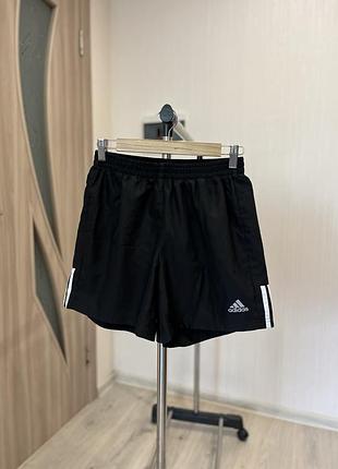 Спортивні шорти adidas чорні m поліестр ідеальний стан