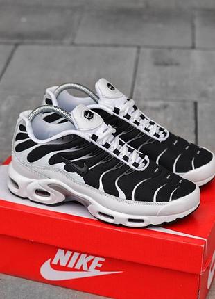 Мужские кроссовки найк аир макс плюс nike air max plus tn black white черный белый 43 41 2
