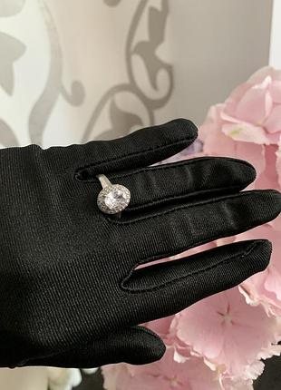 Кольцо серебряное 925 пробы 17,5 размер цирконий