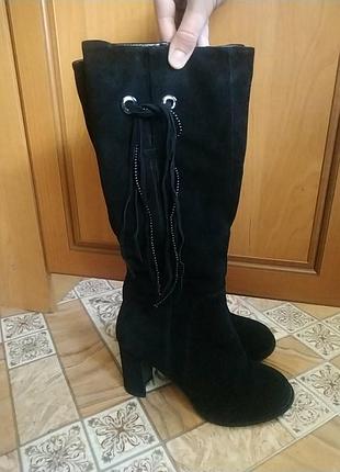 Зимние женские сапоги