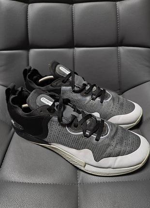 Under armour tribase thrive 2