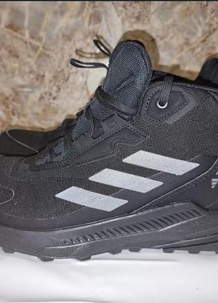 Adidas terrex 7