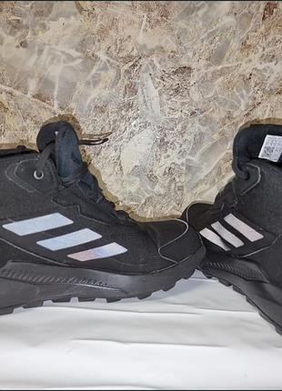 Adidas terrex 6