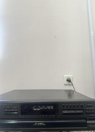 Продам проигрыватель technics sl-pd867