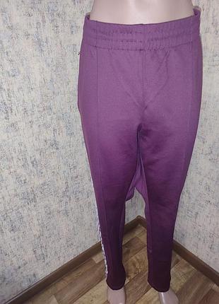 Спортивные штаны adidas р.24-26