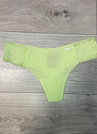 Трусики стрінги victoria’s secret з мереживними вставками