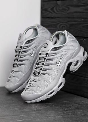 Мужские кроссовки найк аир макс nike air max plus tn 43 42