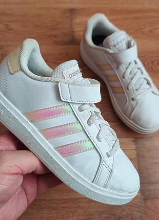 Оригинальные кроссовки adidas р30.5 длина началь по факту 20.5см