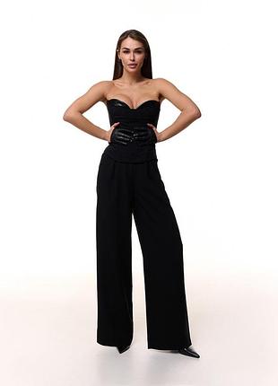 Чорні брюки wide leg з стрілкою