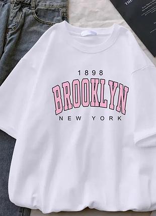 Жіноча стильна футболка loys з принтом new york brooklyn s