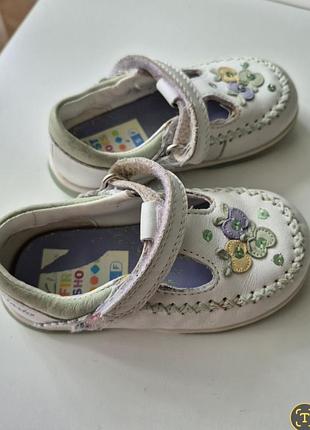 Детские туфельки clarks 6