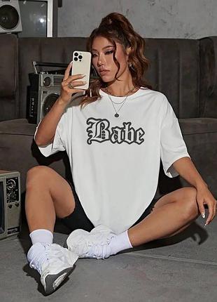 Жіночий оверсайз футболка loys з принтом babe білий m