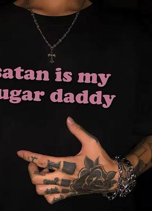 Жіноча футболка loys з принтом satan is my sugar daddy чорний l