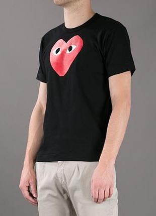 Футболка чоловіча з прінтом comme des garcons play emblem s
