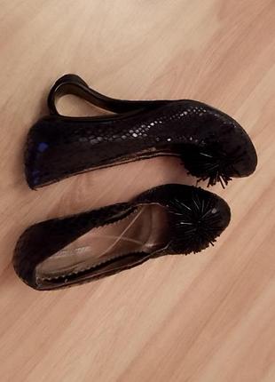 Туфли женские