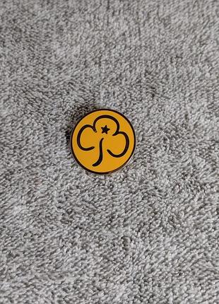 Значок, badge brand, girl guiding, brownie promise badge, трилистник