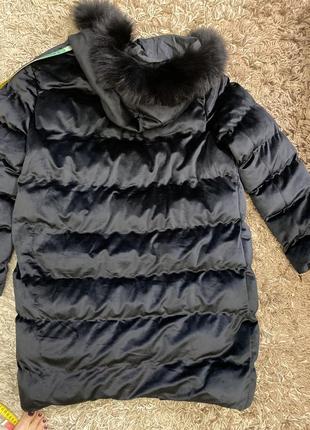 Пуховик- пальто велюровый с капюшоном2 фото