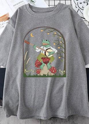 Женская футболка loys с принтом жаби серый m