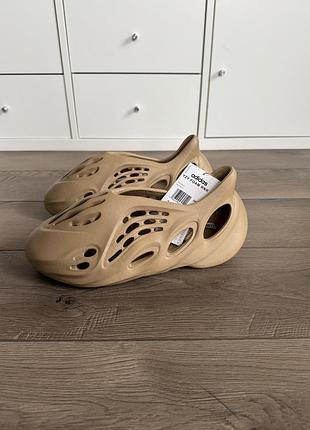 Adidas foam runner оригінал gv6842