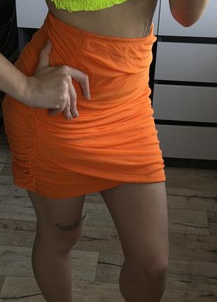 Спідниця помаранчева,гарний колір,та яскрава на літо як ти🧡