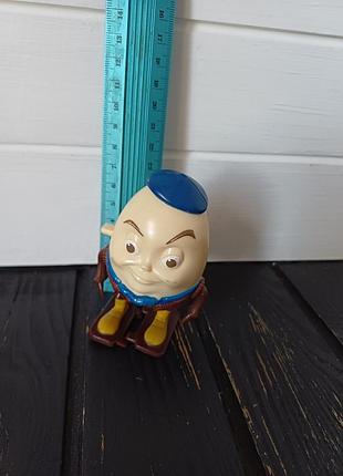 Фигурка шалтай болтай с happy meal от mcdonald's кот в сапогах яйцо