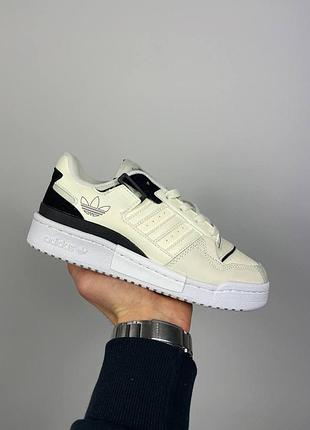 Кросівки жіночі adidas forum beige black