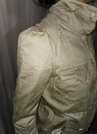 Куртка оливковая blutsschwester кулиска оригинал6 фото
